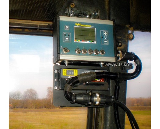 Монтаж системи автоматики секцій Teejet BoomPilot на обприскувач "Богуславська сільхозтехніка". Хмельницька область.